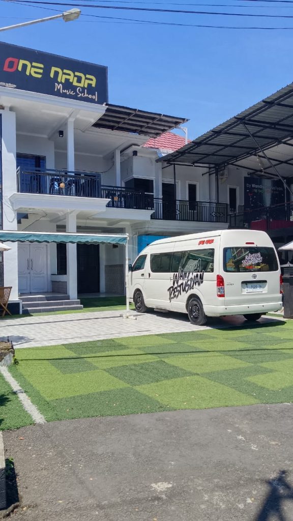 hiace